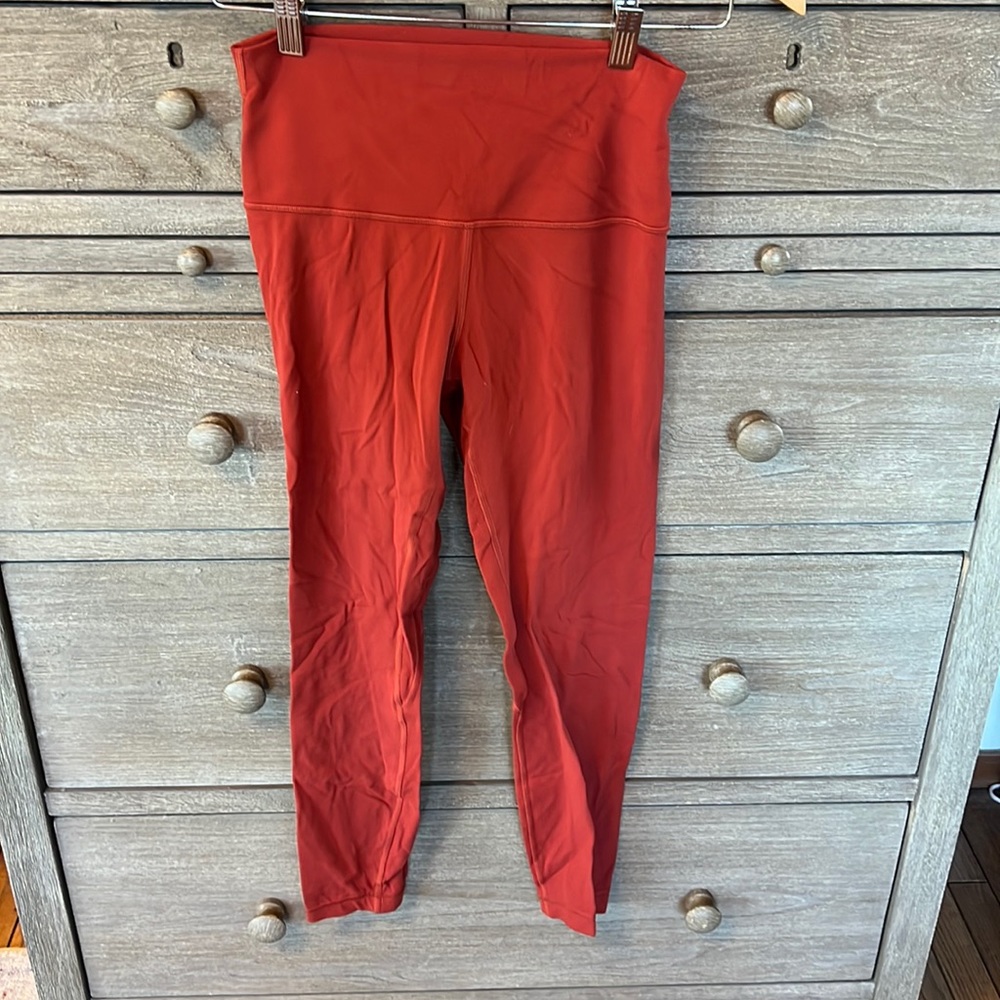 LuluLemon Align high rise 25” pants